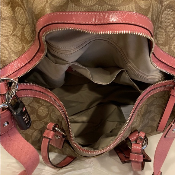 Coach Signature C Duffle Travel Tote - Picture 7 of 8